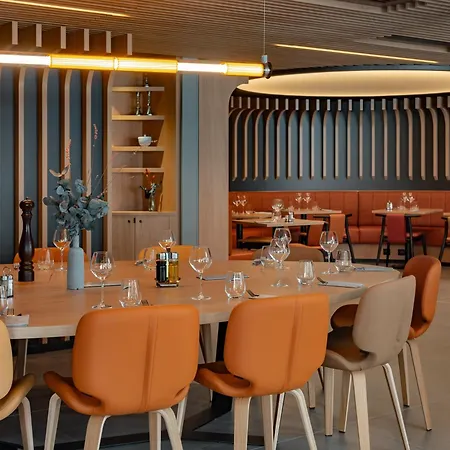 Novotel Paris Val De Hotel