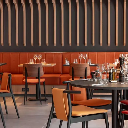 Hotel Novotel Paris Val De 4*