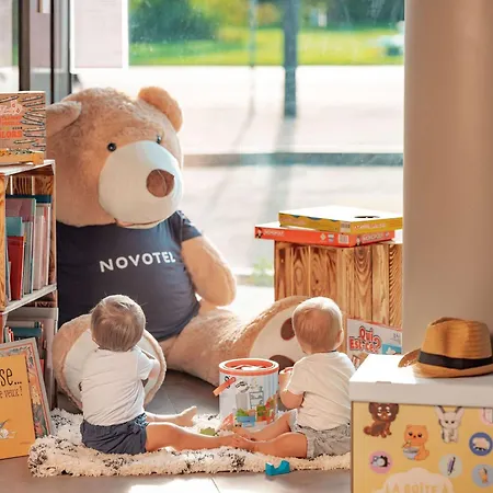 Novotel Paris Val De Отель