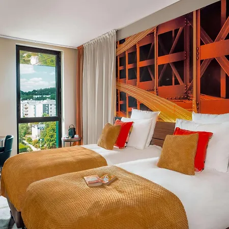 Hotel Novotel Paris Val De 4*