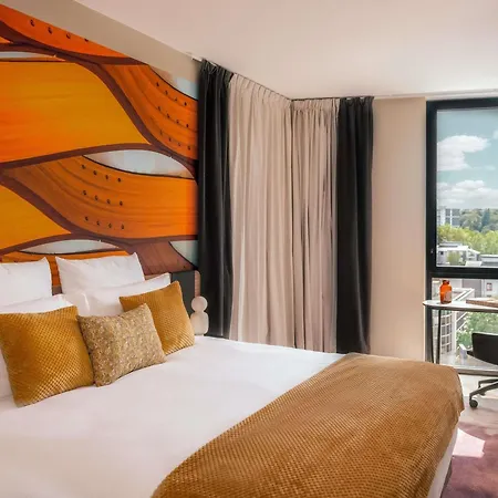 Novotel Paris Val De Ξενοδοχείο 4*