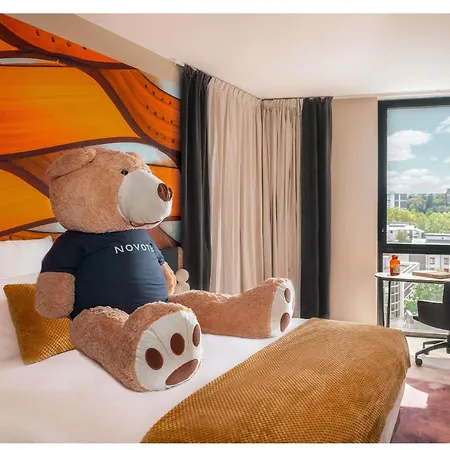 Novotel Paris Val De Отель 4*